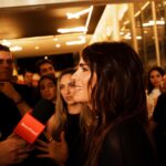Karla Souza Instagram - Una noche llena de nostalgia! 11 años del estreno de “Nosotros Los Nobles”
No se pierdan la oportunidad de volver a ver “Nosotros Los Nobles” en @cinemex a partir del 11 se abril en todo el país. 

Vestido: @maisonalaia @elpalaciodehierro
Zapatos: @louboutinworld
Reloj: @omega
Joyería: @cartier