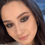 Gökçe Akyıldız Instagram - @akyldzgkce canım💫 makeup #mügeduranacuner