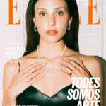 Macarena Achaga Instagram - Macarena Achaga protagoniza nuestra portada de febrero 2024 en su faceta más auténtica y reflexiva. La talentosa actriz comparte sus pensamientos sobre el balance entre carrera y vida, expresando la evolución de sus sueños y aspiraciones a lo largo de sus quince años en la actuación. Achaga, apasionada por su arte, contempla el futuro con una perspectiva más selectiva y períodos de descanso, buscando vivir plenamente mientras explora nuevas formas de expresión. Además, platicamos de su relación en la moda y los valores que comparte con con @tousjewelry 

Foto: @ximenamorfin
Producción: @aaalons para #ELLEMéxico
Entrevista: @elefante_analfabeta
Maquillaje: @salvadorgonzalezmakeup
Estilismo: @jess.en.ingless
Asistente de Estilismo: @emmdichi
Pelo: @sean_derbes
Uñas: @zai.vega 
Locación: Four Seasons Hotel Mexico City @fsmexico
Editora general: @candanoclau