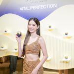 Violette Wautier Instagram - Celebrate the limitless potential within us all with the launch of NEW VITAL PERFECTION at the 1st ever Shiseido Asia Pacific regional event “Journey of Potential”🎉 

And I’m more than honored to be Friend of Shiseido VITAL PERFECTION 🥰

มาร่วมค้นพบศักยภาพที่ดีที่สุดของผิวไปกับสูตรใหม่ ที่ดีกว่าและทรงประสิทธิภาพกว่าที่เคยของผลิตภัณฑ์กลุ่ม VITAL PERFECTION

At Parc Paragon till 4 February 2024

 #VitalPerfection #ShiseidoThailand #PotentialHasNoAge