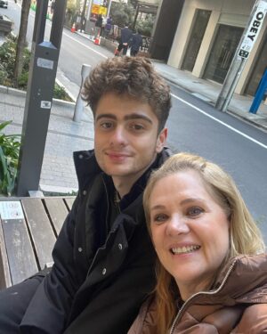 Erika Buenfil Instagram - Hoy cumple 19 años el niño más hermoso, llegaste a mi vida y la llenaste de amor y de sentido, cuidarte , verte crecer y vivir las experiencias más hermosas es lo mejor que me ha pasado, mi mejor personaje ser mamá, que Dios siempre guíe tu camino y siempre esté lleno de luz.  Te amo tanto.  Feliz cumpleaños mi hijo hermoso. Mi Nic. @nico.buenfil  Bendiciones por siempre.