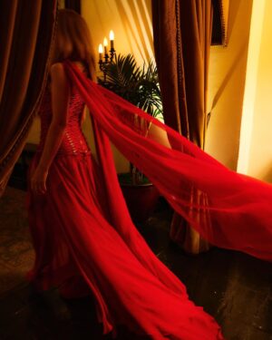 Kylie Minogue Instagram - Padam Red 💋❤️ … (still not over it!! 🥹😘)