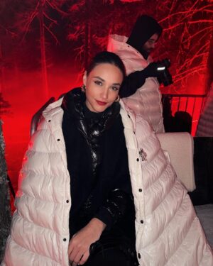 Débora Nascimento Instagram - the amazing Moncler fashion show in the wood was insane. imagine high fashion meeting snow-capped mountains. Moncler knows how to set the scene! :’) @moncler thanks for having me. 

#MonclerGrenoble #monclerfw24