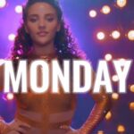 Sofie Dossi Instagram - GET READY FOR MONDAY!! @agt #AGTFantasyLeague