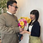 Marie Kondo Instagram - My husband Takumi surprised me with flowers for Valentine’s Day! It made me so happy! I am so grateful for special days like this where it gives us reminders to share and express gratitude to those we love. I am filled with so much joy having such a loving and supportive husband and the most loving children that make me laugh and smile every day. I hope that each of you are taking the time to love yourself and to share your love to others as well! I wish you all a very happy Valentines’ Day!

#valentinesday #grateful #sparkjoy