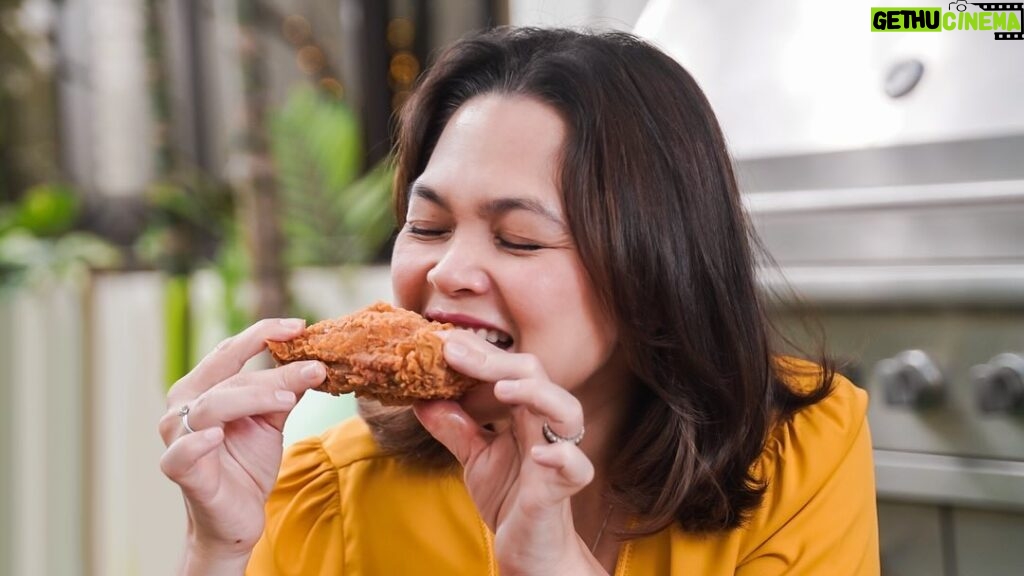 Judy Ann Santos Instagram - Much masaya ang afternoon dates namin with Chicken McDo! Pa-McDelivery na! 💛❤️