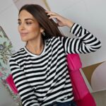 Paula Echevarría Instagram - "A veces miro atrás para ver lo lejos que he llegado"✨️
@ladegirona_