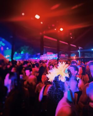Débora Nascimento Instagram - CARNAVAL 🪭
na exaltação da liberdade