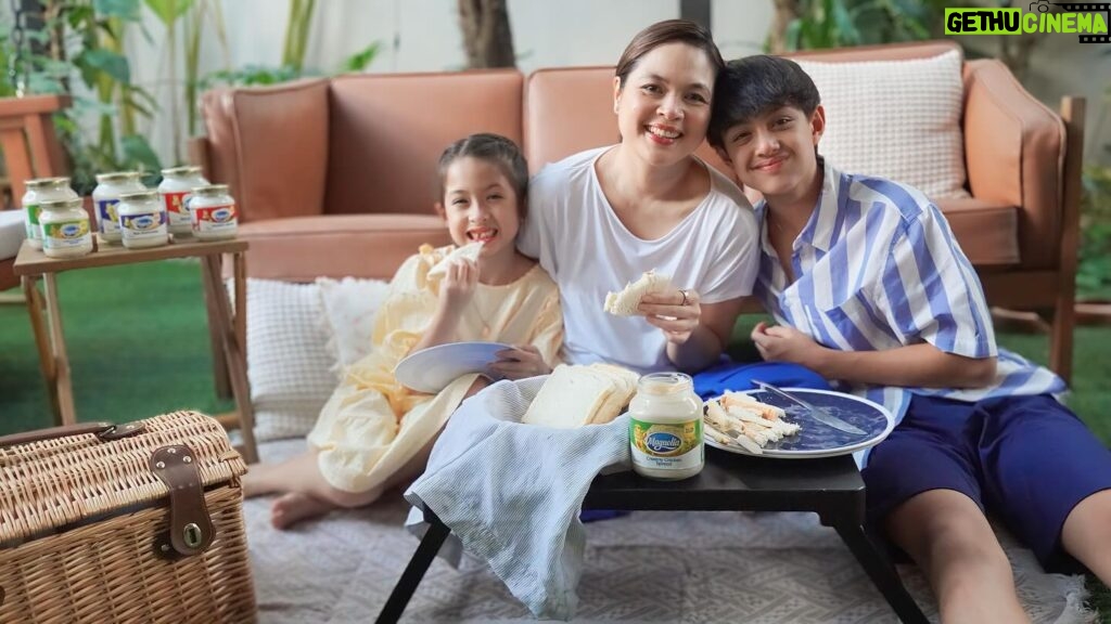 Judy Ann Santos Instagram - May bago mga mommies! Nasa JARS na ang tamang tamis-asim sarap ng Magnolia Real Mayonnaise and Spreads na paborito ni Luna at Lucho!

Tamang tamis-asim sarap na, siguradong sulit pa dahil mas mura at “UP TO 50ML MORE!” pa ang laman ng 520ml jar vs other brands! Available in 520ml and 250ml jars, at mabibili na sa supermarkets at groceries mga mommies kaya i-try niyo na rin! Also available in Shopee and Lazada!

Shopee – http://tinyurl.com/23frk6jy
Lazada – http://tinyurl.com/34fjmh67

ASC Ref code: M0142P021524M