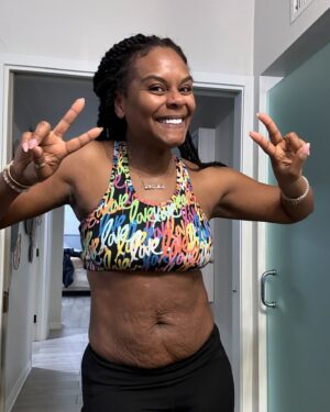 Tabitha Brown Instagram - Happy Women’s History Month!! For the whole month of March I would like to encourage every woman to move your body for at least 30 mins a day! Let’s do it together!! Walk, run, weights, swim, skip, sit-ups, squats, aerobics, dance etc… whatever you decide is your business but let’s all do it everyday for 30 days!! Who is with me?? #womenshistorymonth #tabithabrown #womanhood #spreadlove #fitness #bekindtoyourself
Sports bra from @rubenrojas ❤️