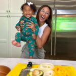 Jeannie Mai Instagram - CALLIN ALL CHEFS!!

As your host of America’s Test Kitchen: The Next Generation I’m excited to share.. WE ARE CASTING FOR SEASON 2!!! We’re looking for skilled home cooks who can bring that heat to da kitchen to compete for the job opportunity of a lifetime — the chance to join America’s @testkitchen All Star Cast ‼️🎉🏆 I wanna see you this Season 2 so if you think you got what it takes, fill out an application from the link in my bio. Lesssgooooo hope to see you soon🧑🏻‍🍳🍳⏲️🔪

(Ya better wish your judges won’t be as tough as mine…sheesh 🫠☠️) 

Link in bio to apply.. good luck!