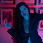 Lamitta Frangieh Instagram - Scorpio Lady by @kalamoda lens 📷 
.
.
#blacksuit #ladyinblack #lamittafrangieh #photoshoot #february