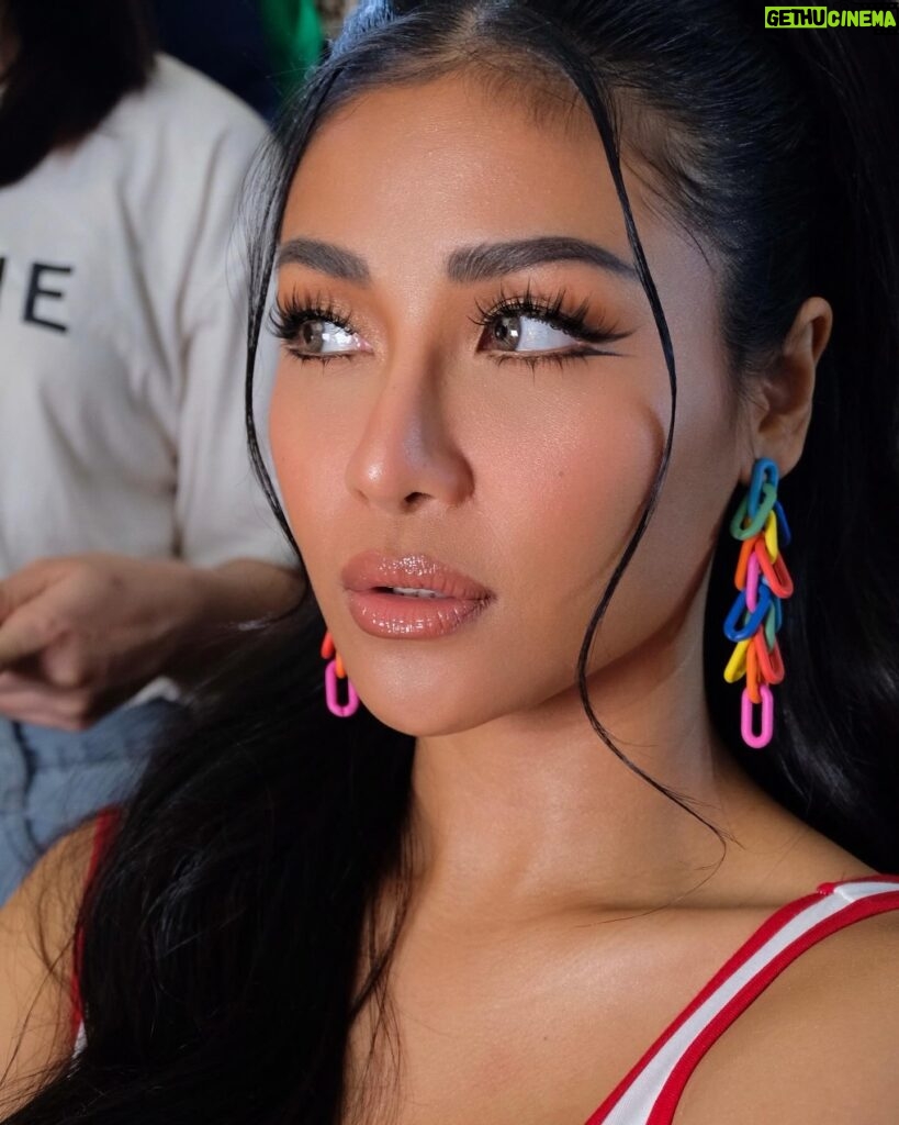 Sanya Lopez Instagram - Look For @sanyalopez for AOS Summerversary PromoShoot
Make up By @drewgalleguez 
Hair By @eric_ragil 
Assisted by @iwamerdino 
Styled By @eugenecamillo 
Hair Extensions By @iconicstarhair 

Pro. Hair and Make-Up Artist
Hair Asia Overall Champion 2023💄👑💄👑
Hair Asia Champion For Bridal Hair & Make Up 2023
Hair Asia Champion Evening Hair &Make Up 2023
Hair Asia Champion Evening Make Up 2017
@kikomilanoph 

#mua #makeupartistphilippines  #makeupartistmanila  #makeup #mualife #Bridalmakeup #Malemua #makeupartistworldwide  #makeupartistph 
#DrewGalleguezHMUA #MakeupArtistPasig #JustMakeup #NoEditNoFilter #Hdmakeup #fujifilm #xa20 #iphonephotography #kikomilanoph #hairasiabridalmakeupchampion🏅🏆 #hairasiaoverallchampion👍💄👄❤💖💜💛🌍