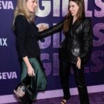 Sophia Bush Instagram - BREYTON 5EVA 🌟 I love a girls’ night in the city. We had the very best time supporting our dear @busyphilipps and this HILARIOUS show. #GIRLS5EVA you’re perfect.

Last slide proves me and @hilarieburton have been smooshing our faces together on red carpets for two decades now. I love us ❤️‍🔥