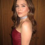 Sophia Bush Instagram - What an incredible night celebrating artists and storytellers at @ejaf. What the Elton John AIDS Foundation has accomplished is breathtaking, and it’s always an honor to support their work 🌟 #Oscars 

Thanks to the team @kevinmichaelericson @afton @matthewstylist for putting me together in @marmarhalim @brionyraymondnewyork @santoniofficial @tylerellisofficial