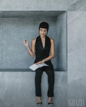 Esmeralda Pimentel Instagram - El arte de escribir, de inspirarte, tal vez se te ocurra un poema, una frase o un cuento…
Esmeralda Pimentel nos platica sobre sus proyectos y sus sueños a través de la nueva colección de MONTBLANC. 

Encuentra en esta edición de marzo a las mujeres influyentes del año y todo en moda, belleza y accesorios en los SPRING NEWS. 

No te pierdas de todo nuestro contenido en nuestra edición impresa, GRAZIA.MX y todas nuestras plataformas digitales. 

Agradecemos a @jwmarriottmx Polanco, todas las atenciones prestadas para la realización de esta producción.