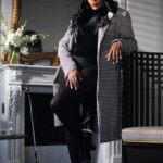 Cynthia Bailey Instagram - “stay in your magic!”🪄

📸: @j.paschalphoto 

@cynthiabailey   @mrdblanks
Direction and edited by @mrdblanks
Styling and clothing by @dedrickhhthomas for @hideokibespoke
@makeup and grooming @jlamarbeauty
Hair by @kmhwigdesigners
Production assistant @frenchkiss4you @j.paschalphoto
#contentking #cynthiabailey #derekblanks #hideoki