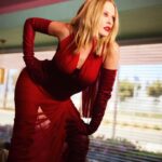 Kylie Minogue Instagram - What are your Padam-Red moments?