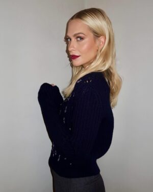 Poppy Delevingne Instagram - Milan for a hot second 🍷 
DREAM show @gucci DREAM you @sabatods 
Thank you for having meeee…

Glamazons ~
@tobimakeup & @kjfowles