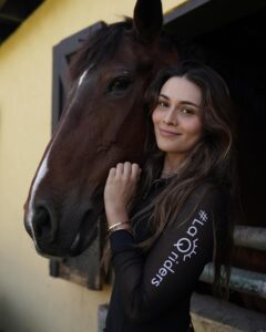 Daniela Calle Instagram - Mareeees ❤️‍🔥🐴😍