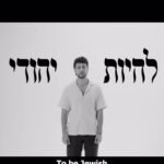 Mayim Bialik Instagram - Repost @therealzvi We are 15 million people out of 8 billion. .02 percent. 

#amyisraelchai #israel #jew #jewish #proudjew #jewishpride #endantisemitism #standuptojewishhate🟦