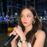 Violette Wautier Instagram - ถอนคำสาบโชว์ฝนเชียงใหม่💜

@omega 
 #OMEGAThailand #OMEGADeVille