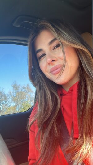 Daniella Monet Instagram - takes extensions out and realizes she still has hair 😩 #bless