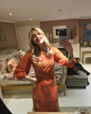 Fearne Cotton Instagram - A special evening celebrating @princestrust 

Starting off with some awkward photos of me trying to show you my outift (as its been a while since I've properly dressed up.) I would have asked @jessejameswood to take some but he was trying to take a work call, make the kids dinner and get himself ready whilst I spent too long doing my hair. 
Swipe to meet Darnell who brilliantly told his story on stage in front of a lot of people last night. He nailed his speech and inspired us all. I've been an ambassador for the @princestrust for years and have met so many individuals who, like Darnell, have turned their lives around with the help of the trust. 
❤️