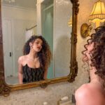 Sofie Dossi Instagram - not a damsel, nor in distress