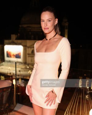 Bar Refaeli Instagram - Guess where I got the pictures from