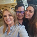 Erika Buenfil Instagram - Que padre reunión  @victorkhun @ariadne