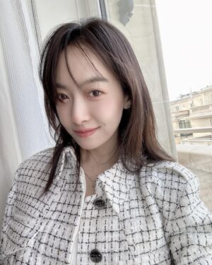 Victoria Song Thumbnail - 88.6K Likes - Top Liked Instagram Posts and Photos