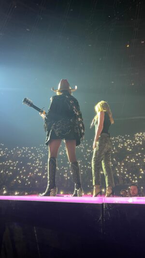 Kylie Minogue Instagram - MADONNA 💓 It’s been a long time coming!!! LOVED being with you!!!! Celebration Tour AND it is now International Women’s Day …. THANK YOU and LOVE LOVE LOVE 😘😘😘