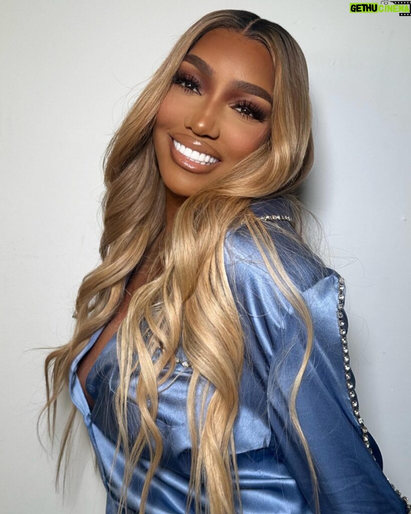 NeNe Leakes Instagram - SWIPE:  I’m feeling some kinda way today🥰
💋💄💗👄💕