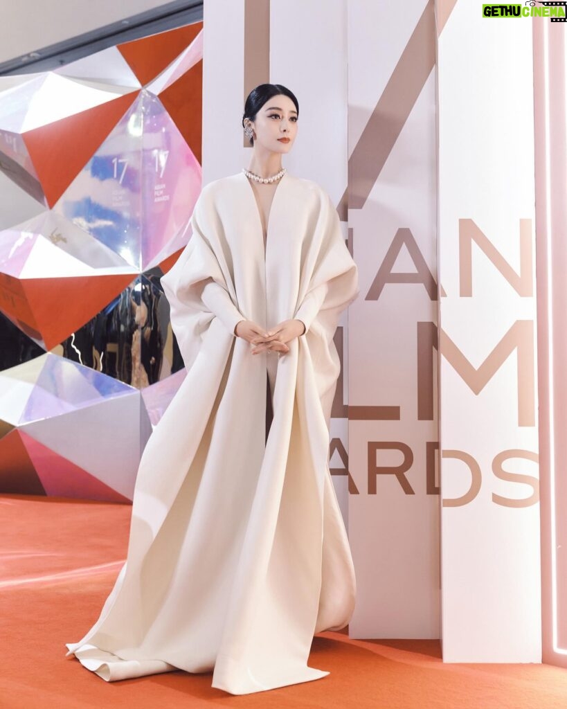 Fan Bingbing Instagram - A night to remember at the 17th Asian Film Awards in Hong Kong, celebrating the talent and passion of the film industry!