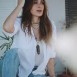 Amina Khalil Instagram - كل سنة وانتم طيبين ✨ 
رمضان كريم 🤍🙏🏼 
Wishing everyone a blessed month ahead.. 
May you all find peace, love and balance throughout 🪷 

Feels very different this year to not be working on a show for the first time after 13 years.. the endless days and nights on set.. the excitement of the first airing.. the billboards on the streets.. can’t say i dont miss it, because ofcourse a part of me does.. 
But, im so grateful for the things I was able to accomplish and experience nevertheless.. 
Taking time to reflect, relax, work on myself, and do other things Ive always wanted to do but never had the time to, gives you perspective and really makes you count your blessings.. for even the littlest of things.. 🌿🙏🏼 

Goodluck to all my friends who have Ramadan shows this year, i’ll be watching and supporting you all 🫶🏻 ربنا معاكم يا حبايبي 

Happy Ramadan everybody ! 
Eat. Pray. Love ! 
🤍💫 

Jewelry by: @11_11egypt
