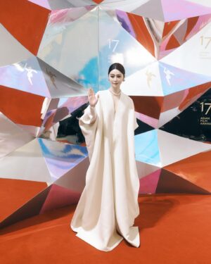 Fan Bingbing Thumbnail - 61.2K Likes - Most Liked Instagram Photos