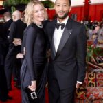 Elizabeth Banks Instagram - Two Penn Alums at the Oscars