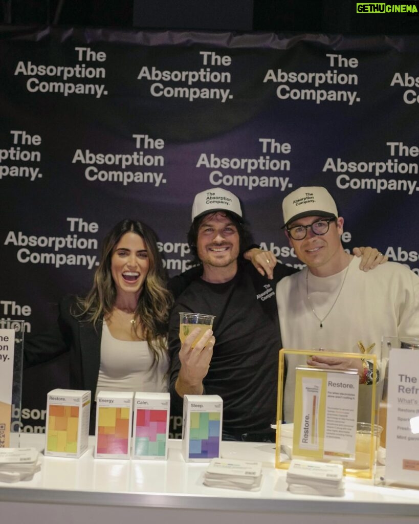 Nikki Reed Instagram - Work work work work work… wow what a week! @absorb.more ! @caliwater ! My first Expo with not one, but two amazing companies! Started the day launching @caliwater kids pouches with this unbelievable group of badass mamas   my longtime friend @olivertrevena and ended the day introducing our company @absorb.more to this incredible room!!! The energy was contagious! Back to back meetings for 14 hours and left feeling equal parts inspired and grateful with sore feet and a full heart. Thank you Expo! See you next year! 
Ps Been a minute since I’ve been in a live music venue (can you tell?!) so don’t mind me dancing up a storm serving Absorb mocktails :). Put me anywhere with a good song and it feels like Mama went to the club😅)