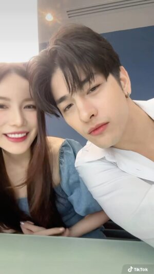 Worranit Thawornwong Instagram - Ma best friend~~~😝
