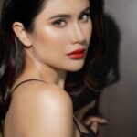 Praya Lundberg Instagram - @armanibeauty event today 
#armanibeautythailand 🖤❤️