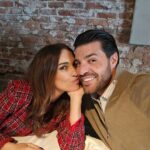 Paula Echevarría Instagram - Te queremos papi chulo! ♥️♥️♥️
Feliz día! 
#DeTalPaloTalAstilla
#ComoDosGotasDeAgua