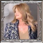 Erika Buenfil Instagram - La vida son instantes vívelos, aquí y ahora. Ama, baila, juega, ríe, despéinate, canta , no todo es perfecto, rompe las reglas. #viveelpresente❤️