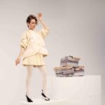 Sarah Paulson Instagram - Thanks for inviting me to talk about @appropriateplay @alexa_nypost

Photos @victoriawill

Stylist @anahitaglitters

Hair @anthonycampbellhair

Makeup @romyglow

Manicure @nailnori

Photo Editor @jessicahober

Talent Booker @thelifeofthepatty

Prop Stylist @gregoryapowell

Fashion Assistant @alex_bullock

Set Assistant @megpowerss

Writer @sarafstewart