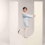 Sarah Paulson Instagram - Thanks for inviting me to talk about @appropriateplay @alexa_nypost

Photos @victoriawill

Stylist @anahitaglitters

Hair @anthonycampbellhair

Makeup @romyglow

Manicure @nailnori

Photo Editor @jessicahober

Talent Booker @thelifeofthepatty

Prop Stylist @gregoryapowell

Fashion Assistant @alex_bullock

Set Assistant @megpowerss

Writer @sarafstewart