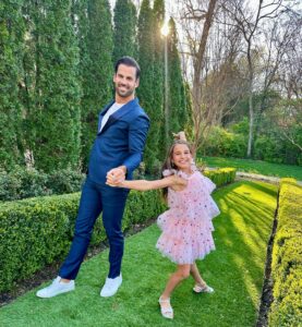 Jessie James Decker Instagram - The last daddy daughter dance 🥹 our girl is growin up 💖