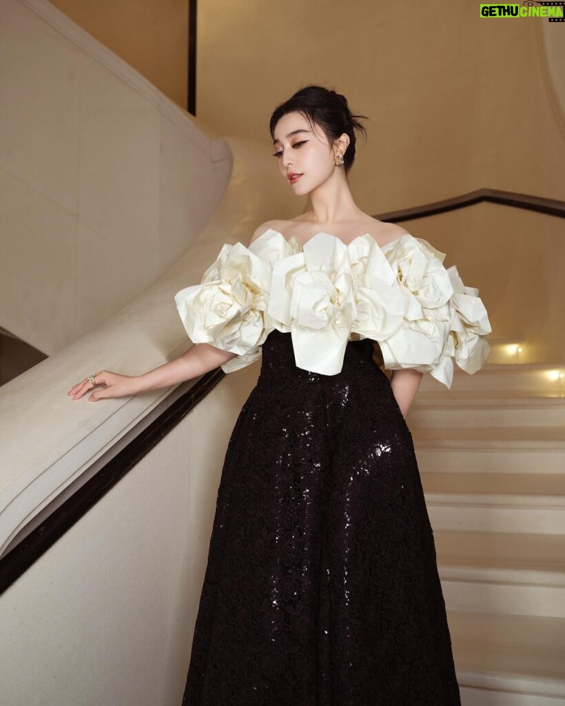 Fan Bingbing Instagram - 😘