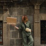 Regina Blandón Instagram - Regresa el Jumpsuit de Regina Blandón pero ahora más fresco que nunca. El nuevo jumpsuit verde olivo es perfecto para estos días de calor ☀️
20% de tu compra se destina a días de refugio para mujeres en situación de violencia a través de la @redrefugiosmx 

#igualdad #igualdaddegénero #modaconsciente #slowfashion #fashionrevolution #outfitinspo #impactosocial