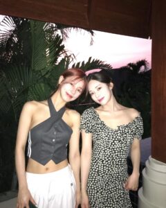 Cho Mi-yeon Instagram - 🏝️🌅