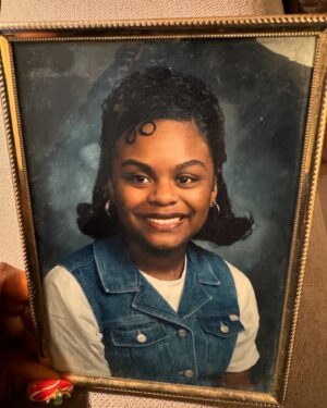 Tabitha Brown Instagram - Donna in the 90’s with a 3 pc combo!!! Pin curls, scrunch and flips 💁🏾‍♀️ Oh the joys of 10th grade ❤️ #tabithabrown #memories